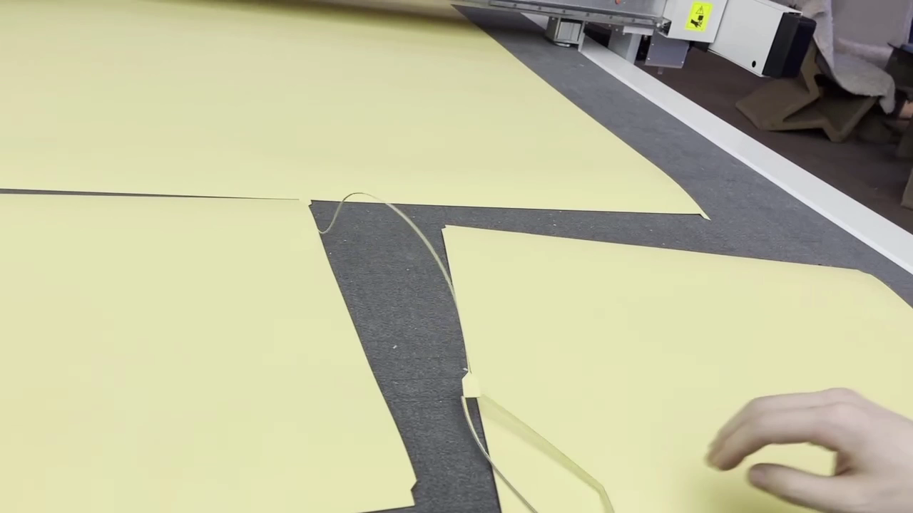 印刷橡皮布裁切00_00_4420210529-150011